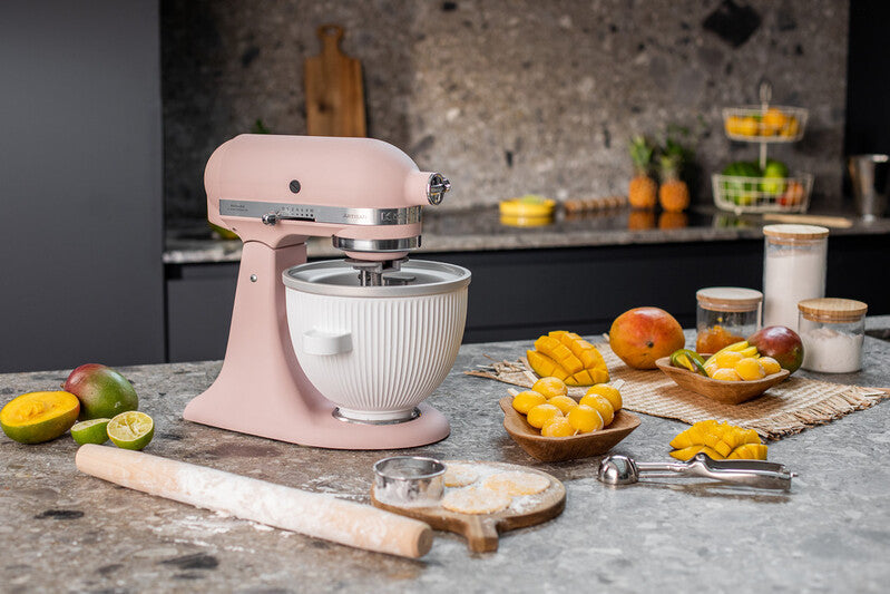 KitchenAid 4,8 L 5KSM175 Artisan Küchenmaschine Allrounderset mit Gemüseschneider+Fleischwolf+Spritzge